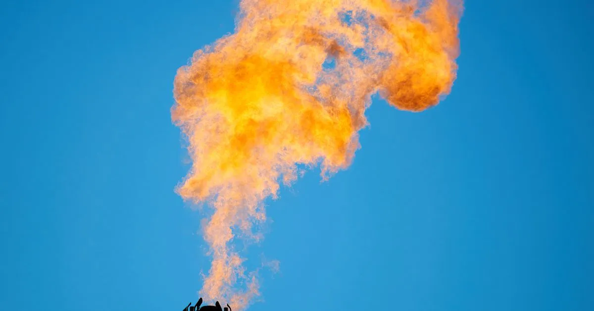 Is Associated Gas Mining a False Solution to Fossil Fuels Pollution?
