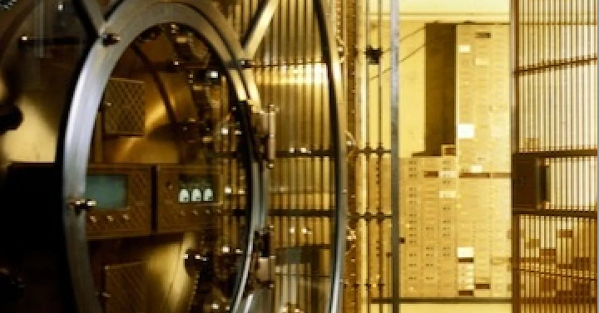 Crypto Custody Solutions for Financial Advisors: A Framework for Assessing Risk and Regulatory Considerations