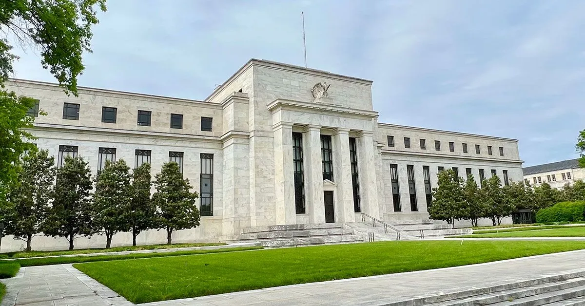 Federal Reserve Clarifies Requirements for Banks Engaging in Crypto Activities